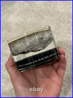 A Small Piece of Berlin Wall 1961. Paperweight. Rare Limited Edition Time Warner