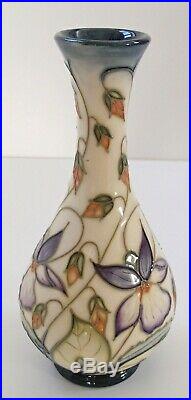 Boxed Moorcroft Vase Sweet Thief Design MCC Piece Rachel Bishop 2000 1 Star Ltd