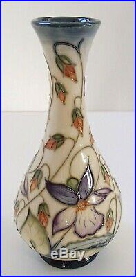 Boxed Moorcroft Vase Sweet Thief Design MCC Piece Rachel Bishop 2000 1 Star Ltd