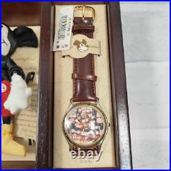 Disney Limited Edition Old Mickey Mouse Watch Quartz 5000-Piece