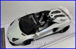 Lamborghini Aventador Liberty Walk Roadster Chameleon White Ltd 50 Pieces