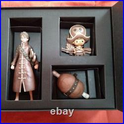 ONE PIECE Film Z 300 limited edition Figure Luffy and Chopper sepia color USED
