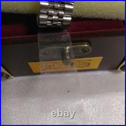 One Piece 10th Anniversary Limited Watch Golden Pointer 9999 Edition Not Working