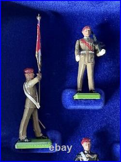 RARE Vintage 10 Piece Britains Limited Edition Set 5190 THE PARACHUTE REGIMENT