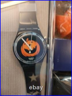 Swatch Halloween Special package 1998 limited Edition Loomi spec model rare